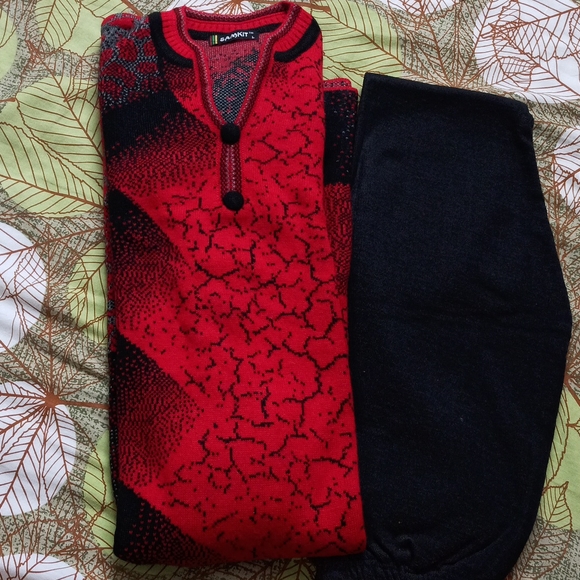 Other - Woollen Kurta n Legging